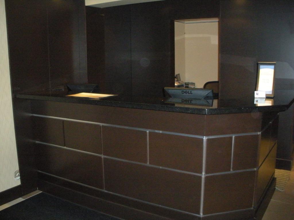 Comfort Inn East Scarborough Toronto Exterior foto